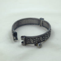 Carved Floral Screw Bangle