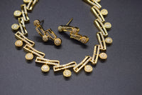 Nityaa Geometric Gold Necklace Set