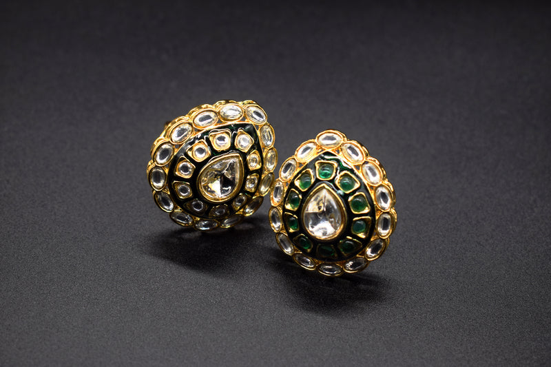 Bold Teardrop Green Kundan Ring | Adjustable