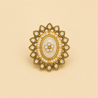 Vintage Oval Scalloped White Ring | Adjustable