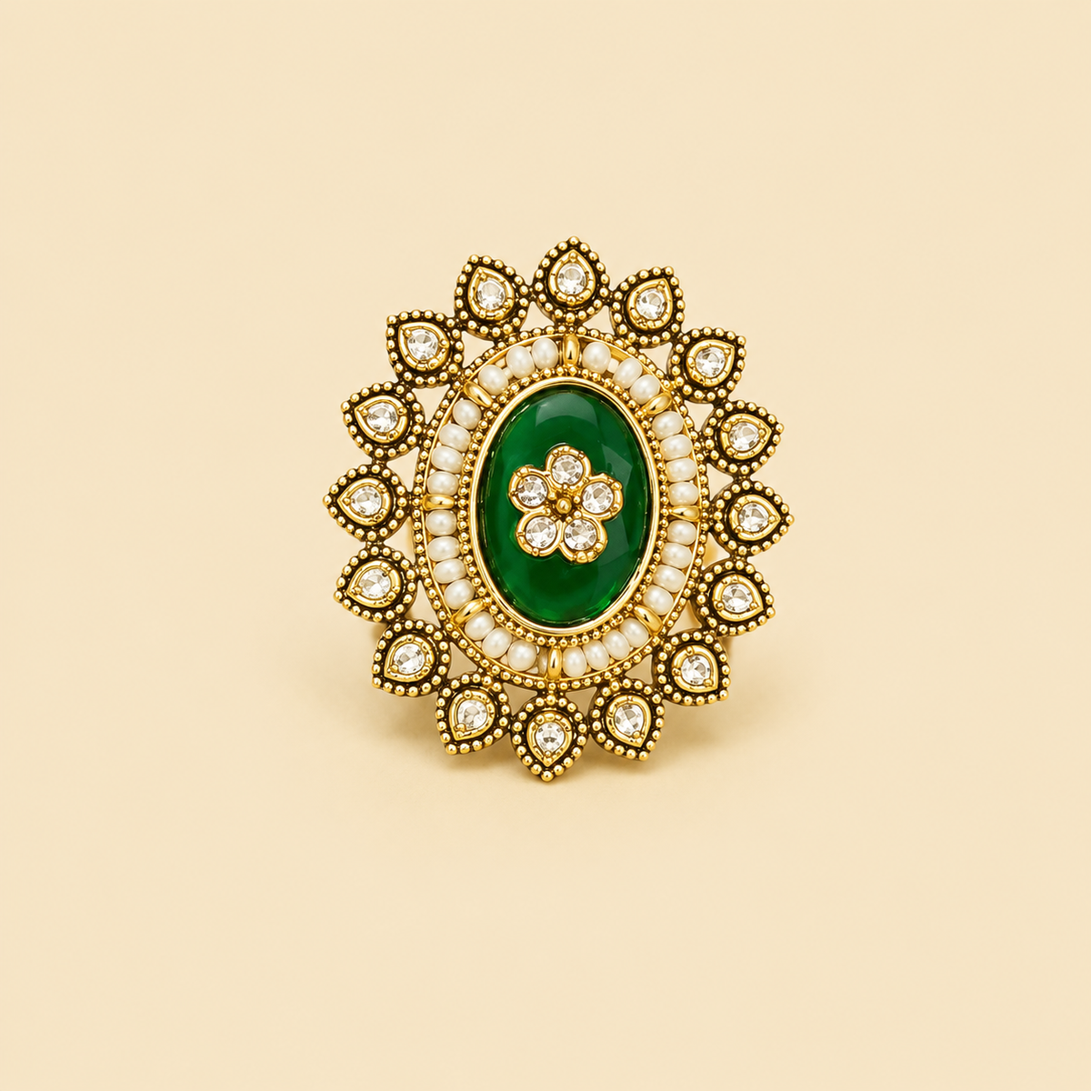 Vintage Oval Scalloped Green Ring | Adjustable