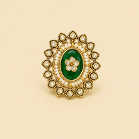 Vintage Oval Scalloped Green Ring | Adjustable