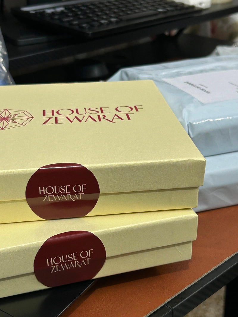 Signature Box